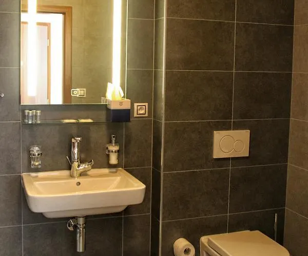 U Kasny Hotel Rajhrad